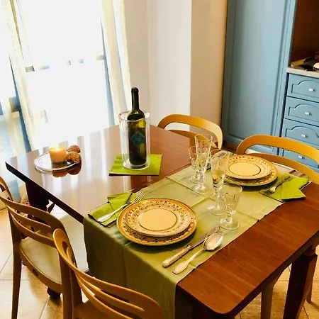 Appartamento Delizioso Bilocale Vista Mare Arduin Red Wheel Durrës